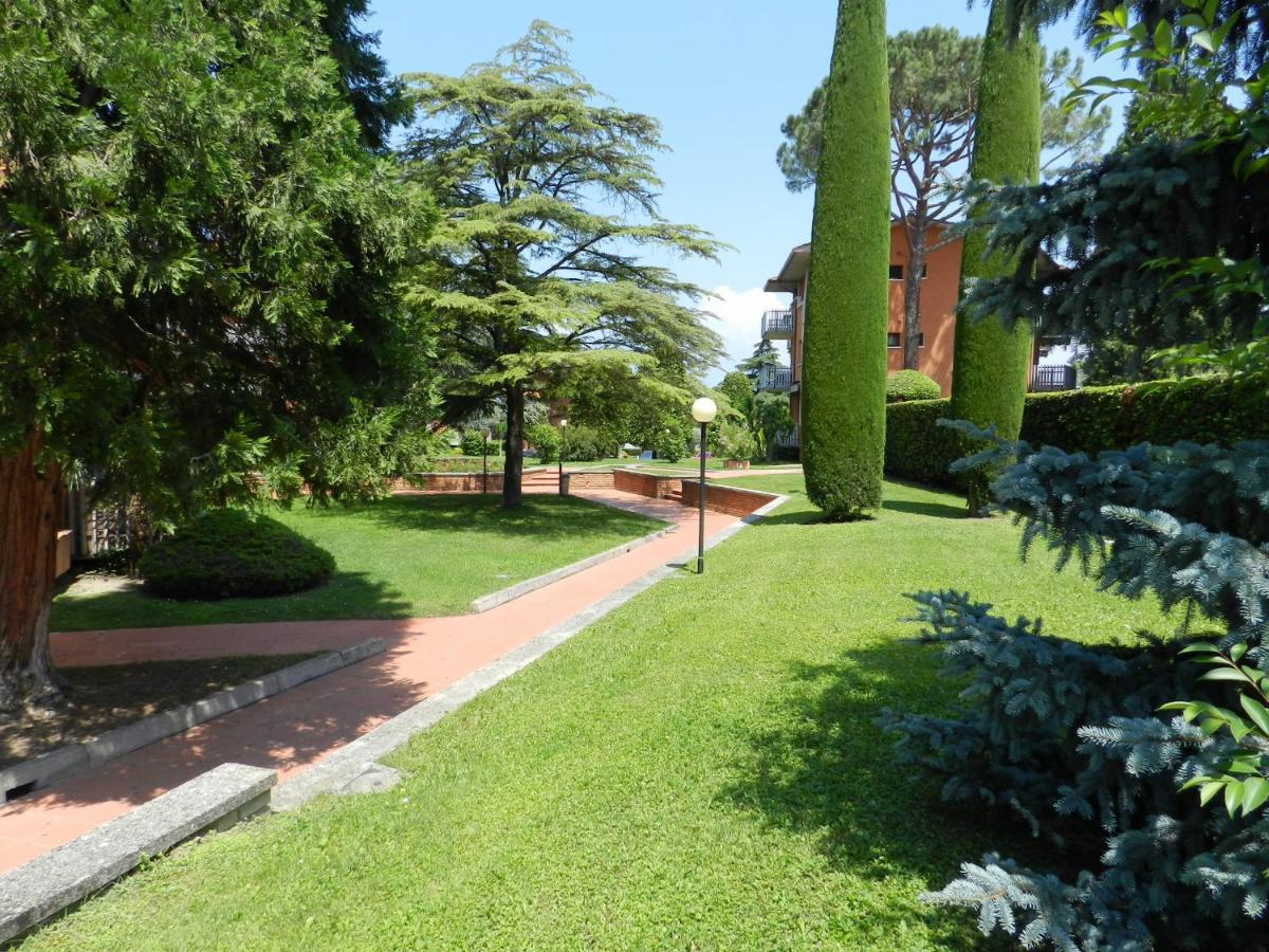 Apartamento Al Girasole Peschiera del Garda Exterior foto