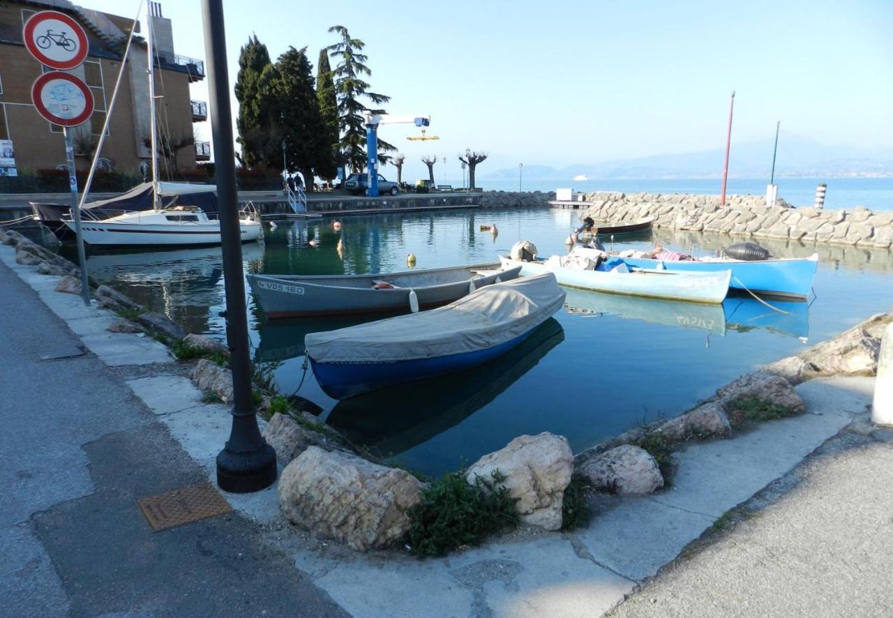 Apartamento Al Girasole Peschiera del Garda Exterior foto